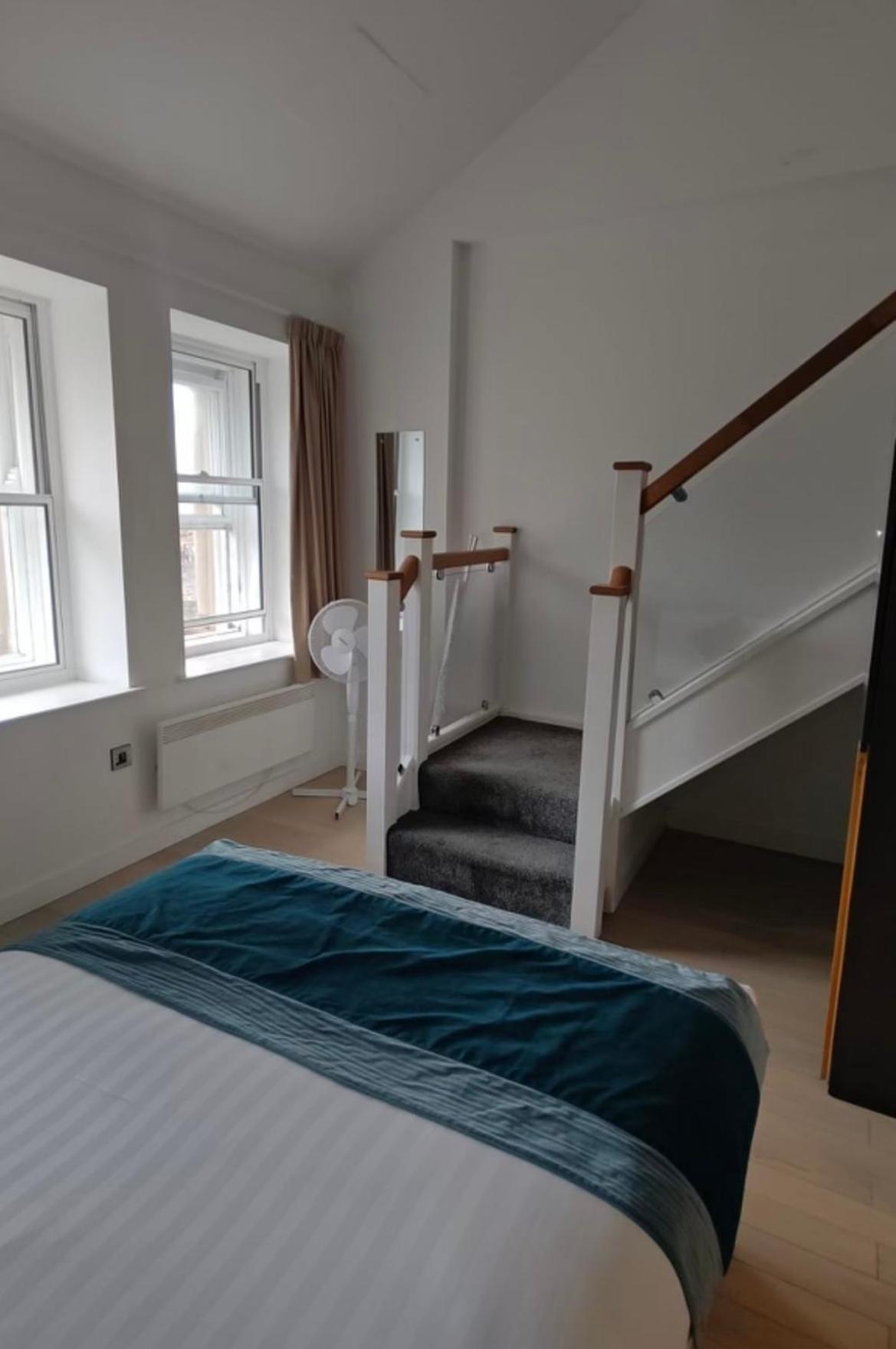Victoria Street Apartment Sleeps 2 Liverpool Bagian luar foto